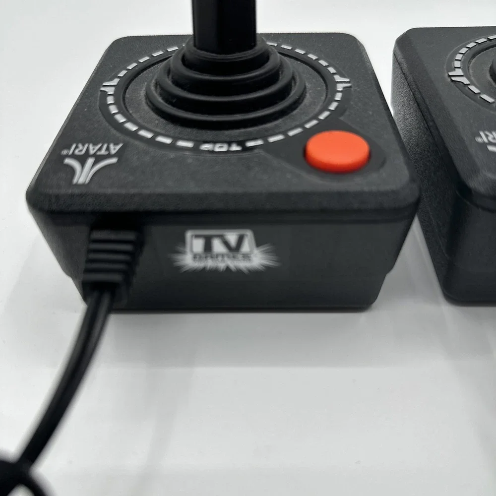 Lot 2 Atari Plug and Play TV Joystick JAKKS PACIFIC 2002 10‎ Games Tested Works